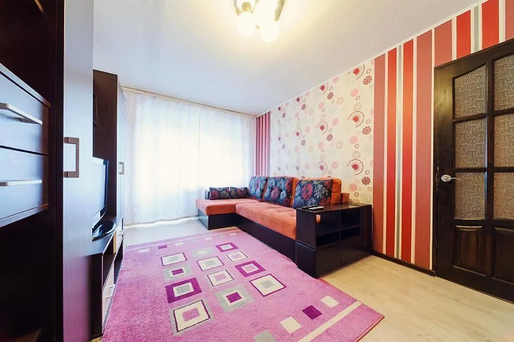 Apartments In Minsk. Nezavisimosti 0*, Minsk